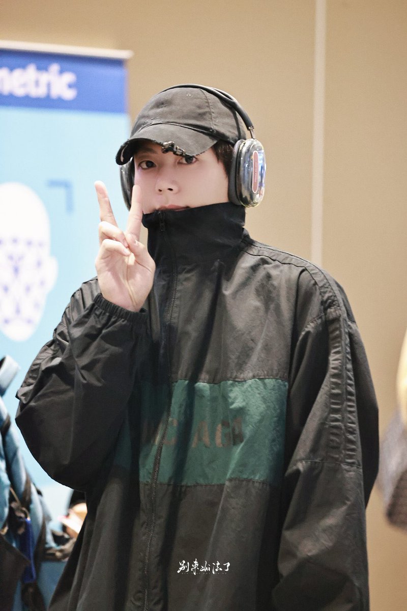Linda12_29's tweet photo. Wow, baby is really handsome https://t.co/1X2f2tHETh you😊😊😊

#UpPoom #uppoompat 
#poompps​ #Toobtub #ตุ๊บตั๊บ https://t.co/AXUI3VipIO