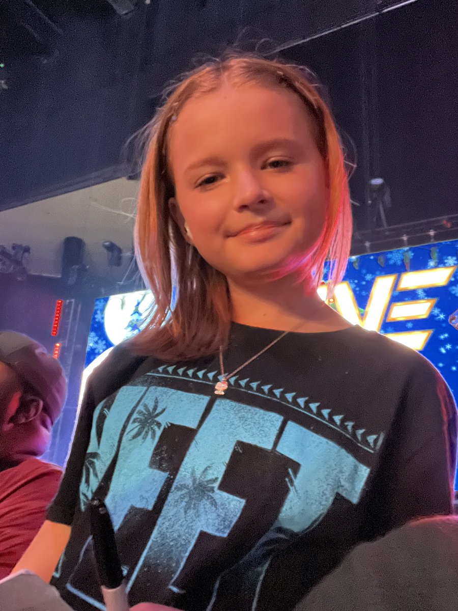 regsspice's tweet photo. Just a girl, waiting for @CodyRhodes to look to his left at her sign she made. 🤣 #WWEJacksonville https://t.co/FpTikDd5B1