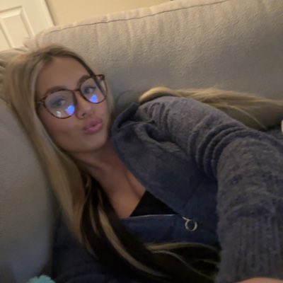 xshayleesmith's tweet photo. #NewProfilePic https://t.co/k8qKK4YW6c