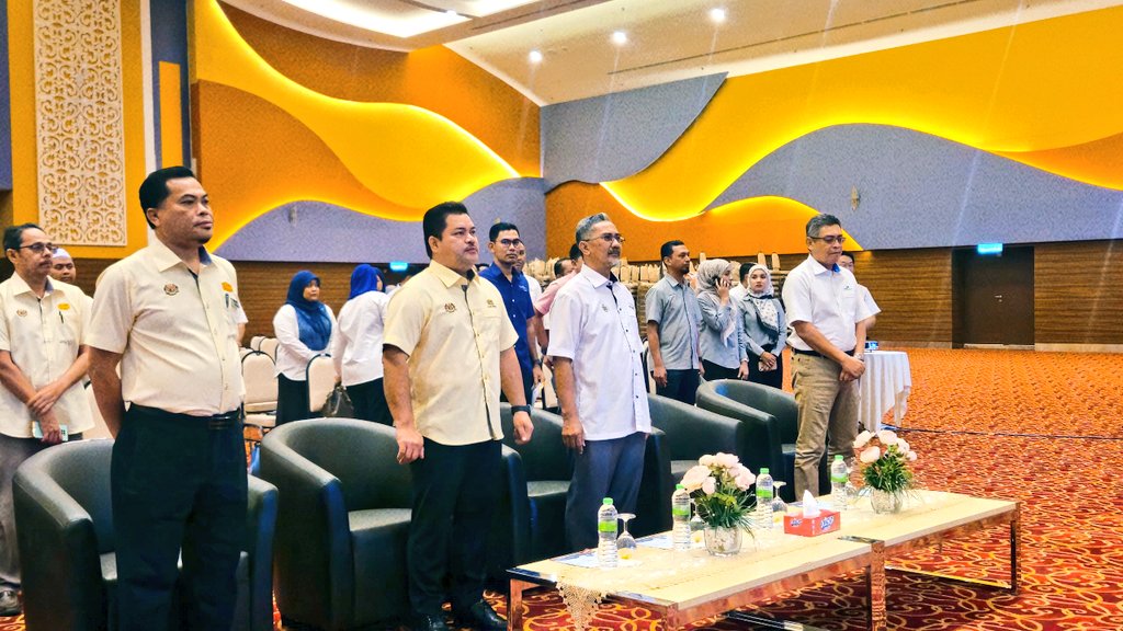 PasukanProjekTrg tweet media