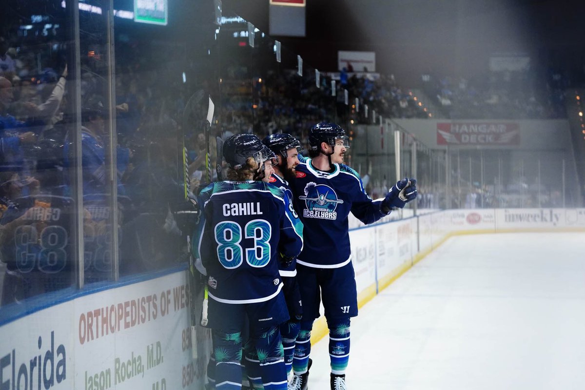 PcolaIceFlyers's tweet photo. Tosto with double G’s after 1️⃣ https://t.co/hqot4bAHXv