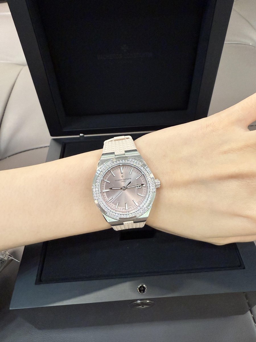 AustinmahomeArg's tweet image. 儀式のような感覚を自分に与えてください🎁2025年のお年玉