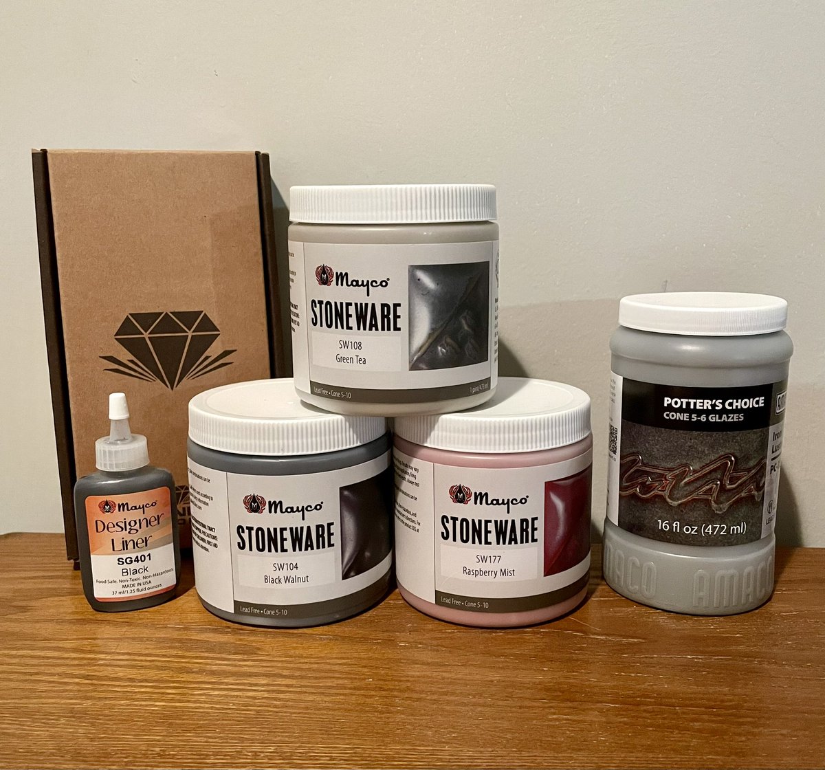 fire_pottery's tweet image. Santa really popped off this year. Can’t wait to test out all my new toys!