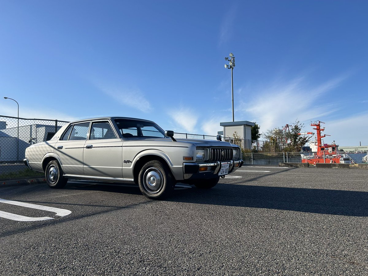 ms85クラウン乗ってる人全然知り合いがいないので投稿しておきます笑
#ms85
#ms80
#4M
#いつかはクラウン