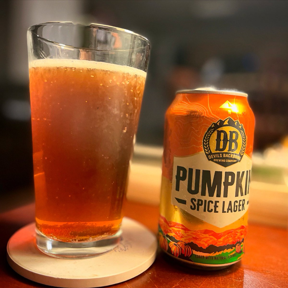 GotMaryland's tweet image. Lagers!

1) #Tröegs Summer’s Here
2) #GreatLakesBrewing Dortmunder Gold
3) #DevilsBackbone Pumpkin Lager
4) #Pabst Blue Ribbon

#Lager