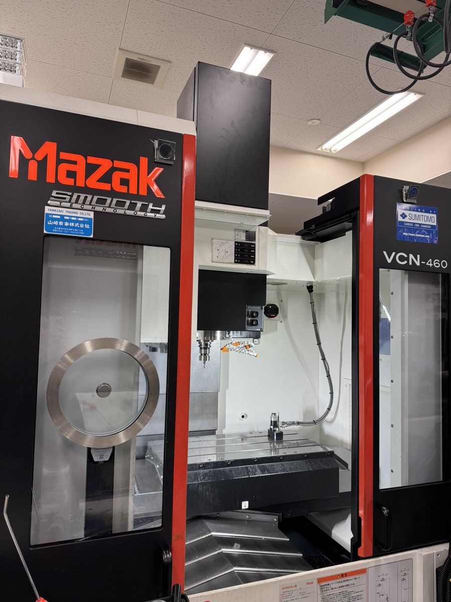 Cominix1's tweet image. 弊社は今日が仕事納めなので機械の掃除を行っています。稼働率の高かったVCNは特に念入りに✨
本年もありがとうございました。来年もまたよろしくお願いいたします😌