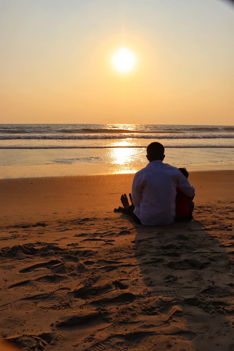 HemantK85144881's tweet photo. Good morning 🌅🙏 
Nature beauty 🥰♥️🌹
Varkala Beach 🏖️ 
#nature #tourist #tourism #INDvsAUS #beach https://t.co/wBScECECS8