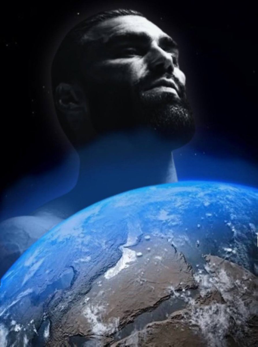 _SATOSHl_'s tweet photo. @scottbingley36 @Chris_thabuildR @base We $giga own the world https://t.co/sLhUibAiYR