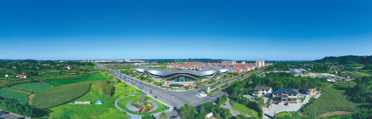 visionsichuan's tweet photo. 时代长安、中材锂膜、科达利……30余家企业入驻四川长江工业园区,聚力发展动力电池、重大装备制造、新能源汽车配套等新兴产业!
Time Changan, SinOMA Lithium Film, Kodali...... More than 30 enterprises have settled in Sichuan Yangtze River Industrial Park to develop emerging industries such as power batteries, major equipment manufacturing, and new energy vehicle supporting equipment.
#中国免签 #240小时免签 #宜宾 #翠屏 #经济发展 #Chinatravel #机遇中国 #Cuiping #动力电池 #四川长江工业园区
@xuejianosaka @zhang_heqing @guentherlazels1