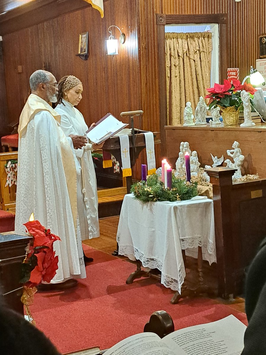 Merry Christmas!
#MerryChristmas2024 
#episcopal 
#alleluia 
#Jesus 
#christisborn