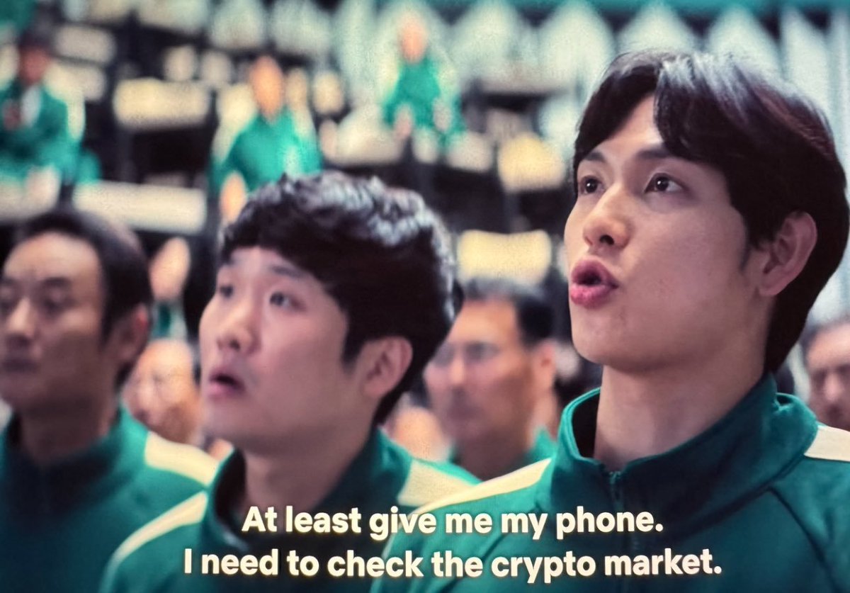 naiivememe's tweet image. Everyone : " OMG , i'm about to die in Squid Game " 

Crypto Guys :