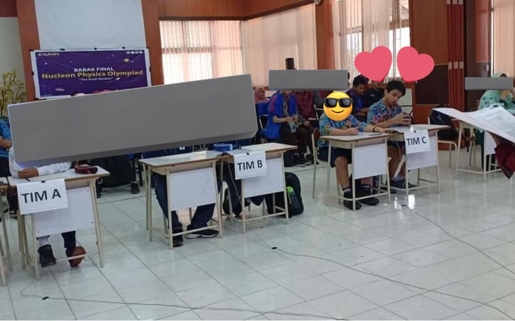 tsukilove8424's tweet photo. Meski saat itu, #imkevin tidak berhasil meraih juara pertama di babak final, namun di lomba pertama kalinya, dia berhasil mendapatkan juara 2 di bidang fisika NuPho tingkat nasional. 

#kevinklopedia #kevmistry https://t.co/NjtjwsT2br