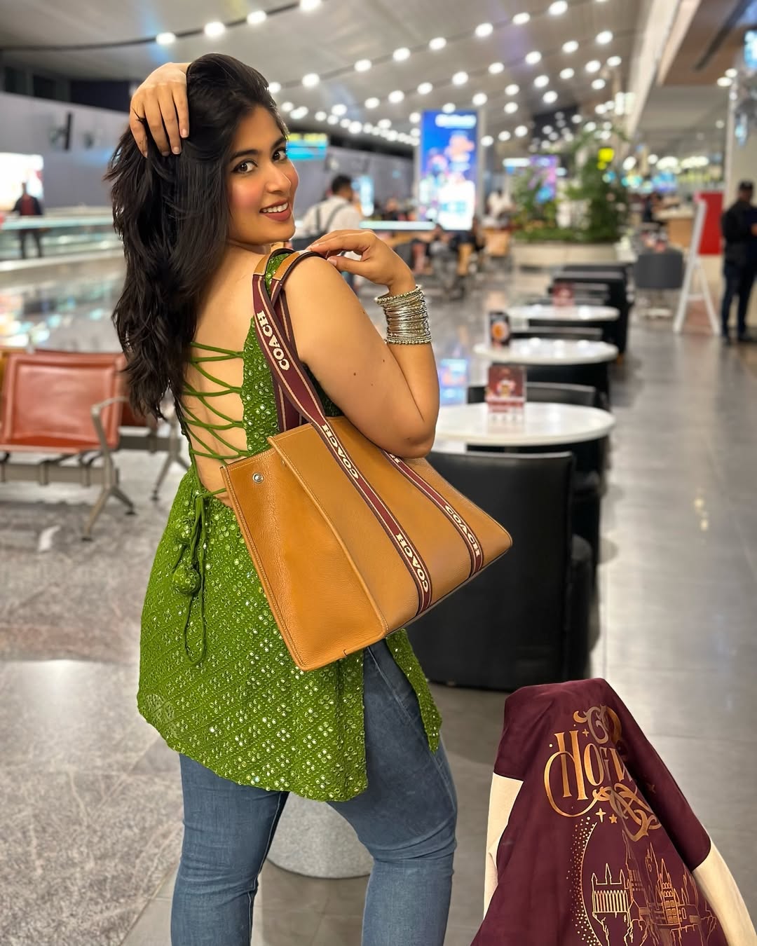 Gfxru-IbAAA-Tdt?format=jpg&name=large