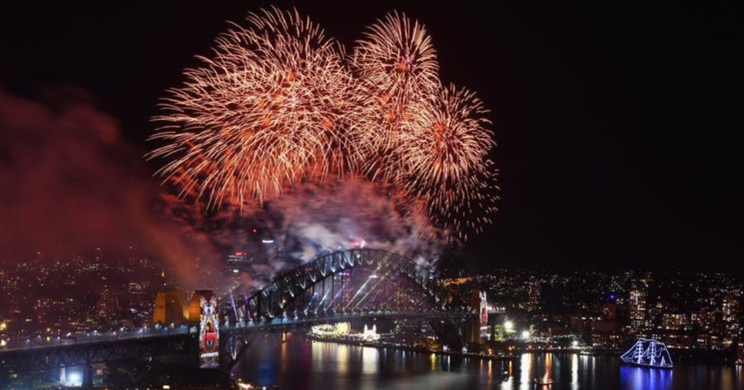 Are you planning to drive to witness the spectacular fireworks 🎇 and join the New Year's Eve celebrations? 

Check out the article ow.ly/SfEK50UuFNH to discover the parking options available in Sydney CBD and North Sydney with DIVVY this New Year's Eve.