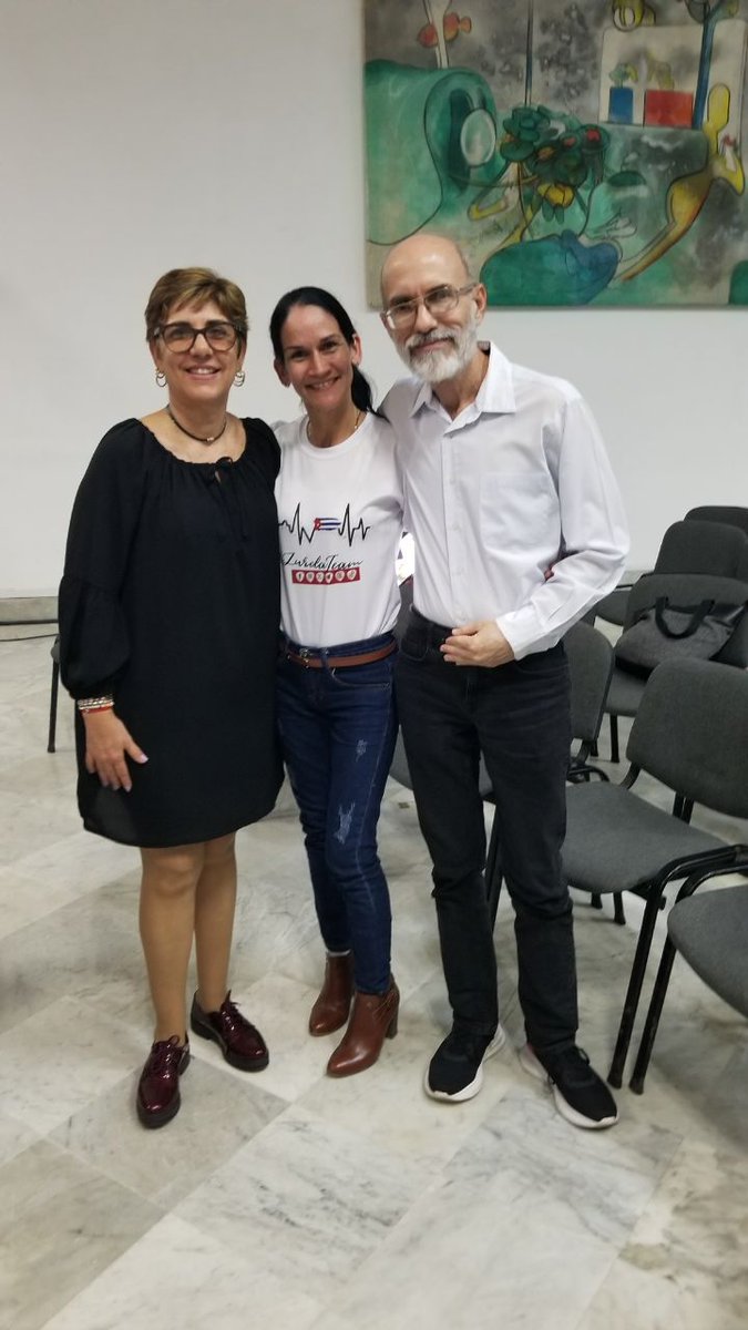 Casandra8494's tweet photo. @Guerrerotony161 @DeZurdaTeam_ @AbelPrieto11 @CasAmericas @EVilluendasC Realmente inolvidable, compartir con usted, Abel, Yaquelin y Villuendas.
Me siento feliz haber compartido en tan calurosa tarde.
#MiTeam https://t.co/zVwOeBH2jc