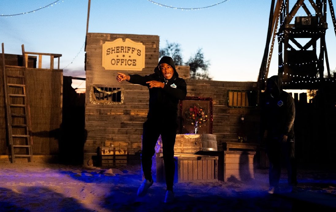 The Snoop Dogg Arizona Bowl By Gin & Juice tweet media