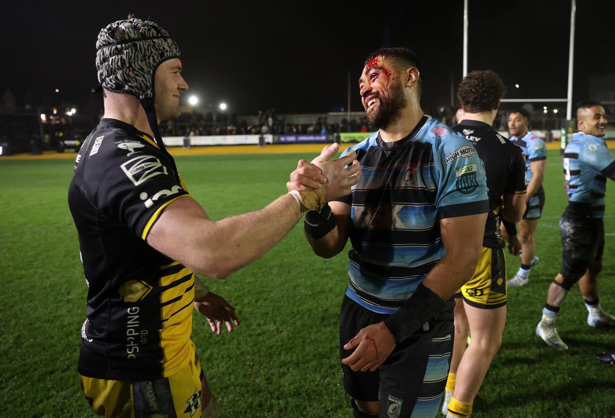 dan_lydiate's tweet image. Always a battle Boxing Day Derbys gutted with the results Rodney parade crowd unreal as usual massive congrats on skip @angusobrien10 on his 💯 .Class to battle and share the field with my brother @tobyfaletau #tillthewheelsfalloff