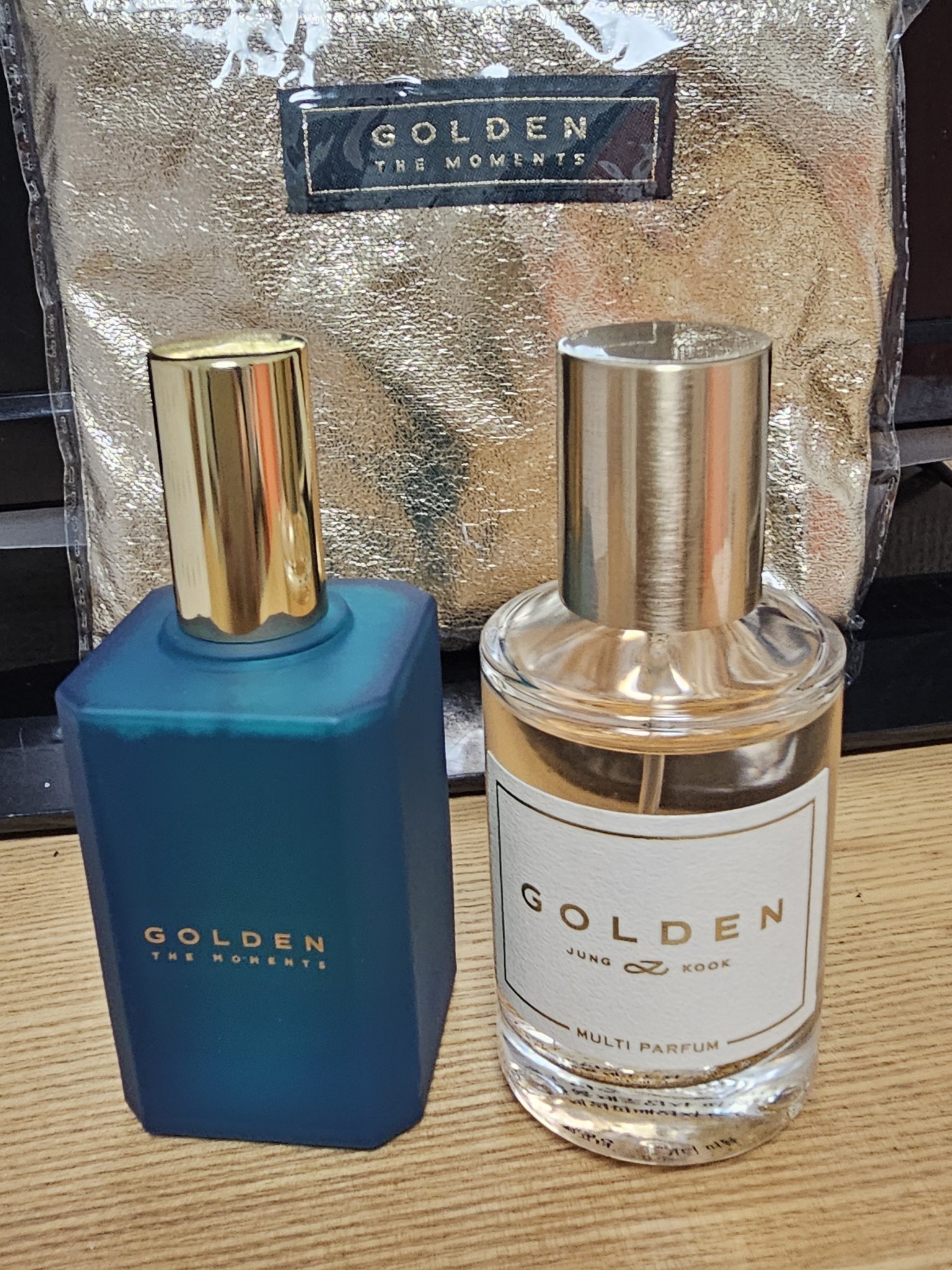 A 2点お纏め 香水 ジュエリーBOX ジョングク ソウル 展示会 2025年最新】jungkook golden 展示会 ジュエリーボックスの人気