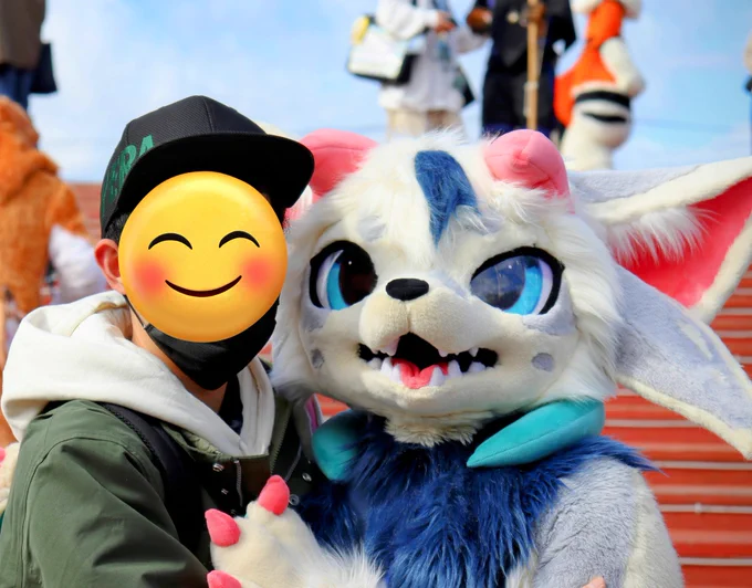 今年最後の #FursuitFriday 私事ながらメスケモさんにお会いしたり最推しを1年分撮れたりとてもいい年になったと感じてます ホントに皆様のお陰でございます また来年もよろしくお願いします!!