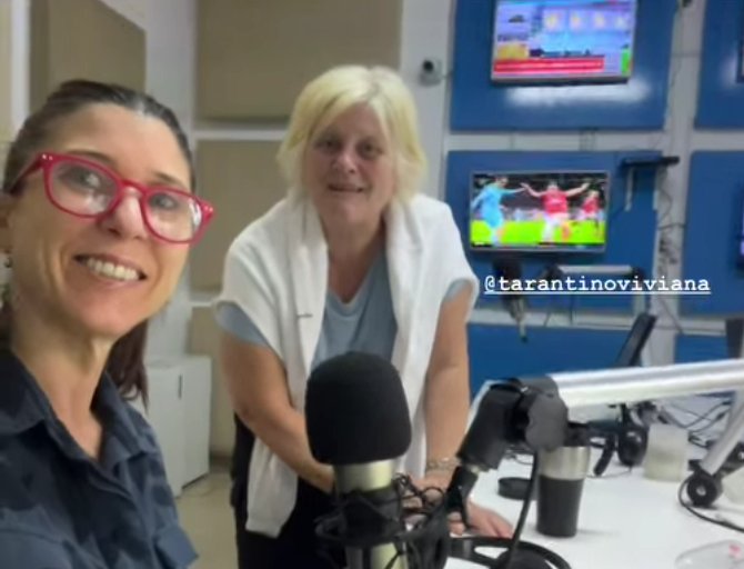 Viviana Tarantino (@vivitarantino) on Twitter photo Último viernes del año 💪💪💪 hasta las 7, todas las noticias por <a href="/provincia1270/">Radio Provincia AM 1270</a> con <a href="/veronicaurr/">Vero Urriolabeitia</a> y todo el equipo de la radio pública 🎤🎙️🎧 Último viernes del año 💪💪💪 hasta las 7, todas las noticias por <a href="/provincia1270/">Radio Provincia AM 1270</a> con <a href="/veronicaurr/">Vero Urriolabeitia</a> y todo el equipo de la radio pública 🎤🎙️🎧