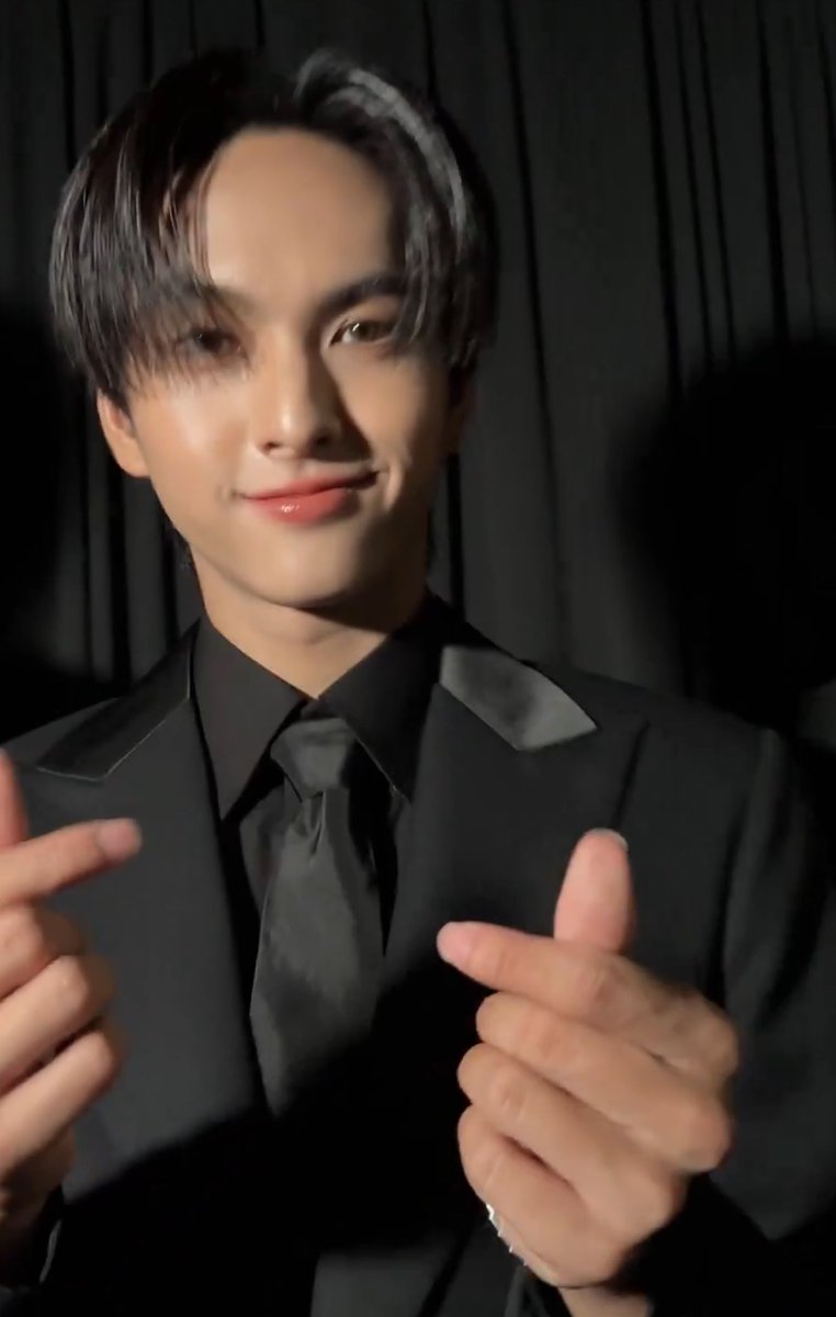 fangkhaww7's tweet image. ใครรีทวิตนี้ ขอให้ไม่นกบัตรคอนเสิร์ต Bus ในวันที่ 14-16 มีนาคมค่ะ ขอให้ได้ zone ที่ใจปราถนา 💥🎁

#COPPERdechawat #HEARTchuthiwat 
#AAA2024inBKKxBUS #AAA2024inBKK