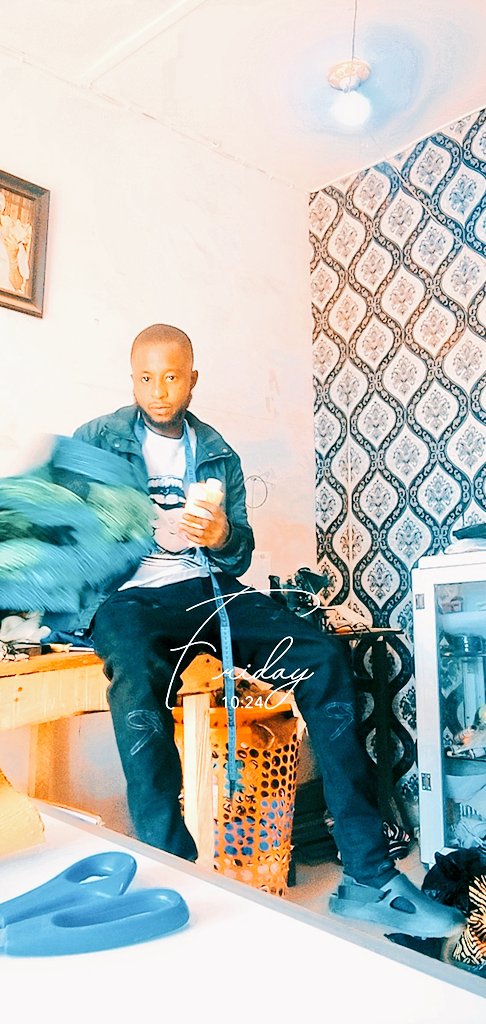 lugolee17's tweet image. HBD Mr.Tailor #Amunidara