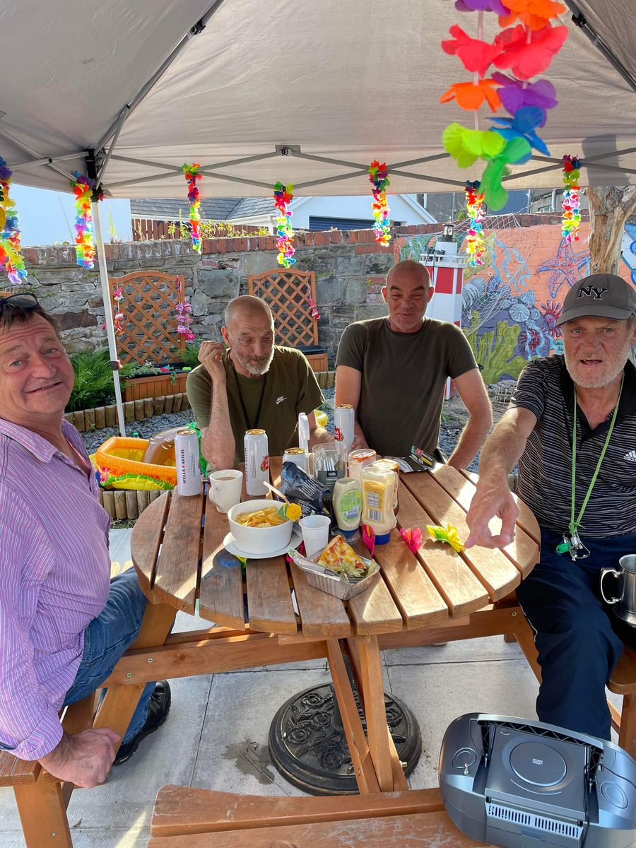 The Wallich (@thewallich) on Twitter photo Ydy eich sefydliad chi yn chwilio am elusen iβw chefnogi eleni? π
Mae The Wallich yn cefnogi pobl sydd yn / wedi profi digartrefedd yng Nghymru π
Dewiswch gefnogi The Wallich er mwyn rhoi diwedd ar ddigartrefedd yng Nghymru. Anfonwch e-bost at dosomething@thewallich.net Ydy eich sefydliad chi yn chwilio am elusen iβw chefnogi eleni? π
Mae The Wallich yn cefnogi pobl sydd yn / wedi profi digartrefedd yng Nghymru π
Dewiswch gefnogi The Wallich er mwyn rhoi diwedd ar ddigartrefedd yng Nghymru. Anfonwch e-bost at dosomething@thewallich.net