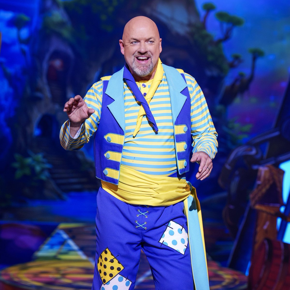 Birmingham Hippodrome (@brumhippodrome) on Twitter photo The Slack is back!
He's been Silly Billy, Dick Whittington and now Mr Smee π΄ββ οΈ
Who was your favourite <a href="/TheMattSlack/">Matt Slack π</a> character? π€ The Slack is back!
He's been Silly Billy, Dick Whittington and now Mr Smee π΄ββ οΈ
Who was your favourite <a href="/TheMattSlack/">Matt Slack π</a> character? π€