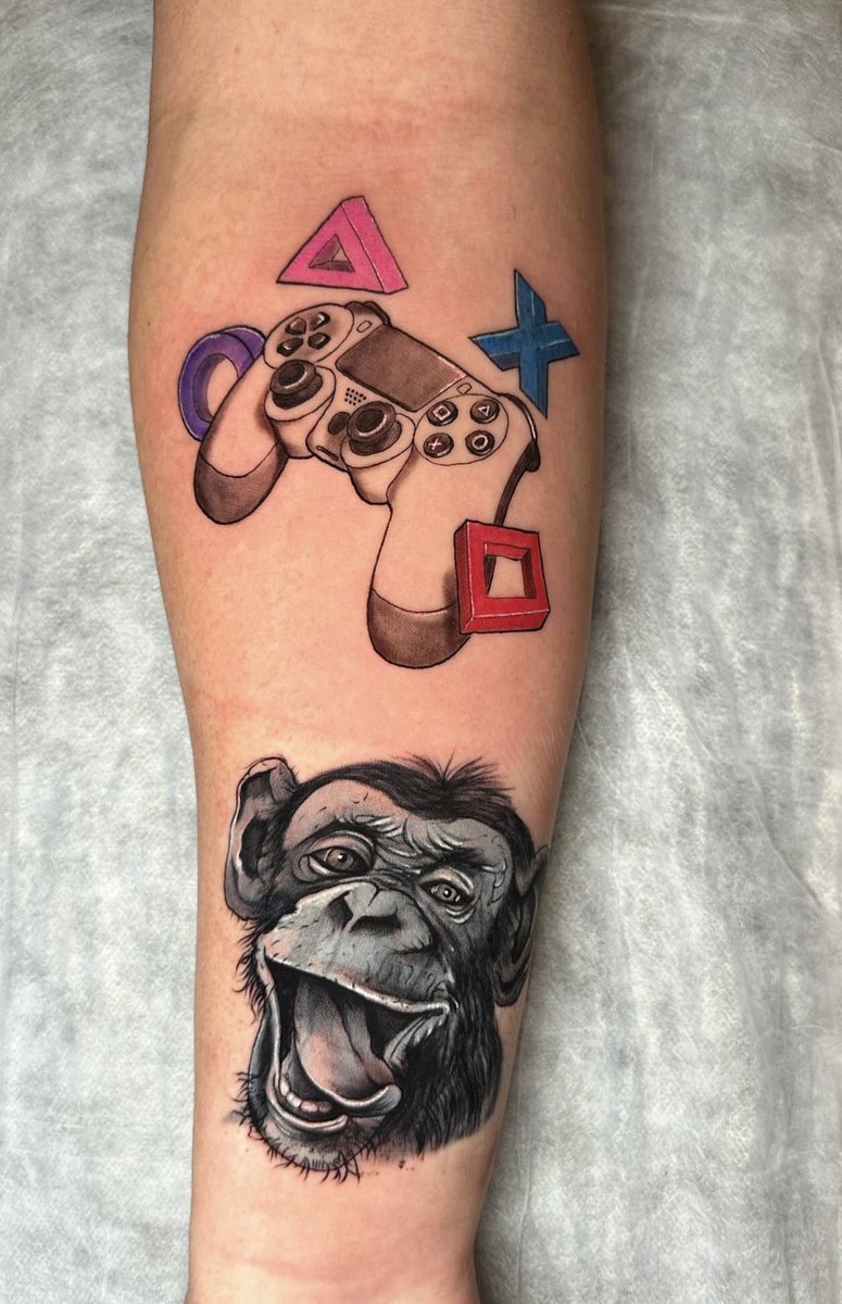 alialkun's tweet photo. Sağ kol içine yaptırdığım yeni dövmem 😉
@PlayStation &amp; @PlayStationTR https://t.co/y7llQc3CtP