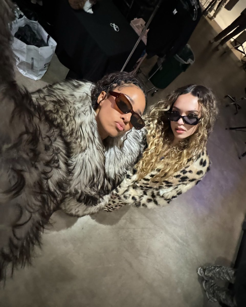 tianiceworld's tweet image. 𝐀 su 𝐝ūo favorito lo encuentran #𝚅o𝐥𝕒n𝖉o𓄹𝙷𝐢g𝚑 ⋆.˚ al ritmo del #𝙼ā𝕣𝚢·初めʼ𝐶o͞me𝚋𝕒c𝚔 ★ porque a pesar de ser una #𝐒𝕒o𝐭o𝚖e伤心ː𝔏o͞vǝ 🥀 es completamente bailable como para tenernos meneando la colita. ୭˚. ᵎᵎ

𝚜o̲ 𝒷itter ๋࣭ ⭑ 𝚃ia𝕣a 𓏲ּ