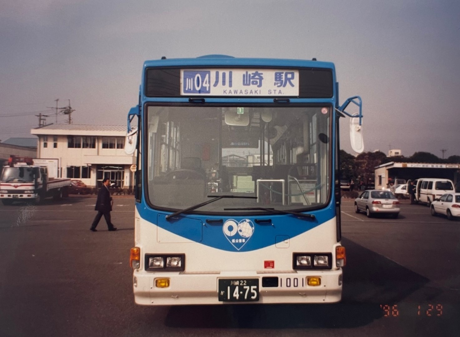 ハ*ク様 KAI 1 Amazon | 貝印 KAI 爪切り Type001 M ST 白 直線刃 日本製