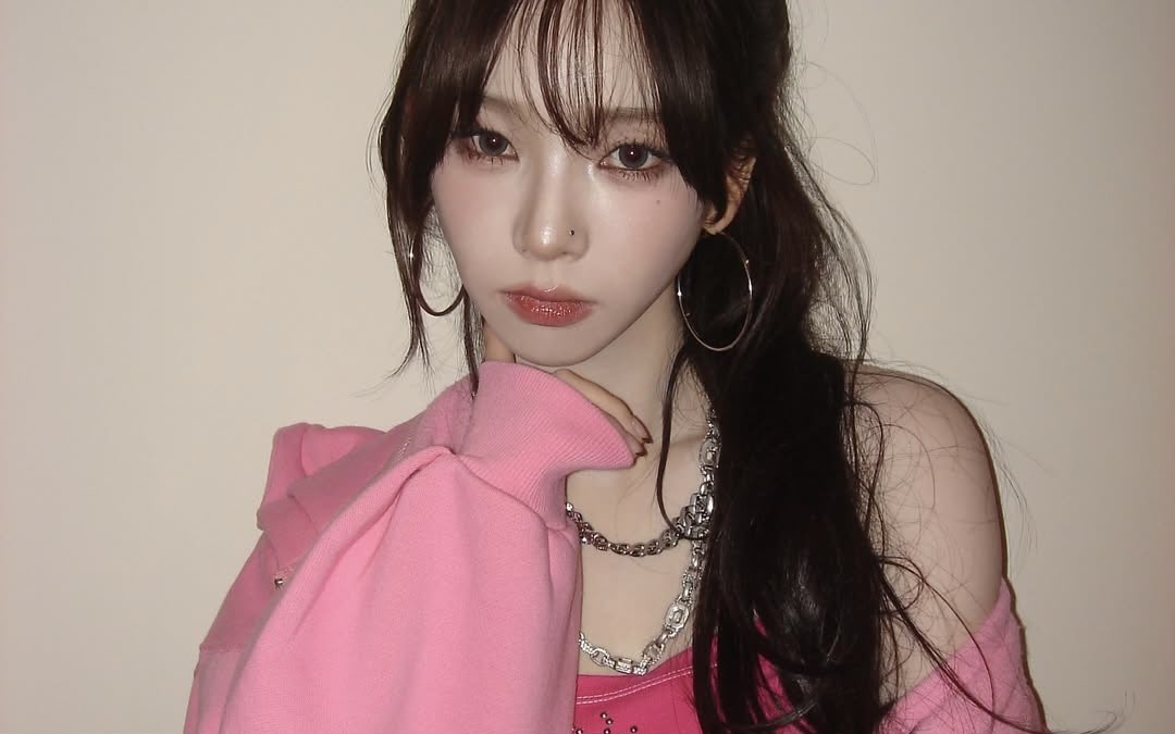 ujiminphoria's tweet photo. DAMN KARINA???? https://t.co/0sl3NffXl7