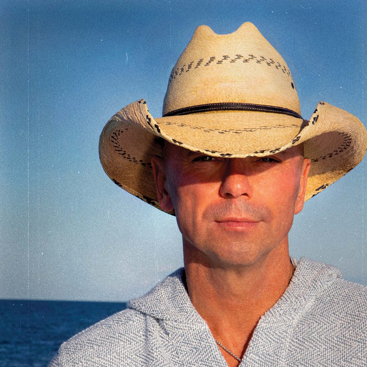 American Country Music Chatter (@acmc_country) on Twitter photo On this day in 2003, <a href="/kennychesney/">Kenny Chesney</a> was at #1 on the Country charts with "There Goes My Life."
The song spent seven consecutive weeks at number one between late December 2003 and January 2004. On this day in 2003, <a href="/kennychesney/">Kenny Chesney</a> was at #1 on the Country charts with "There Goes My Life."
The song spent seven consecutive weeks at number one between late December 2003 and January 2004.
