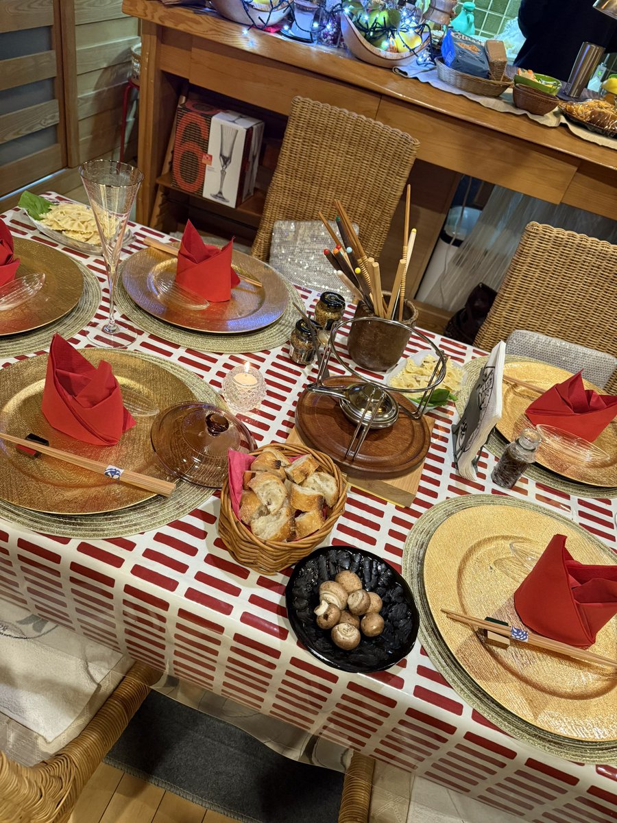 FineoliveSyn's tweet photo. 昨日は
アフタークリスマス🎄
大人の夜を過ごした。
#アフタークリスマス
#大人タイム https://t.co/BPLPtEKmwp