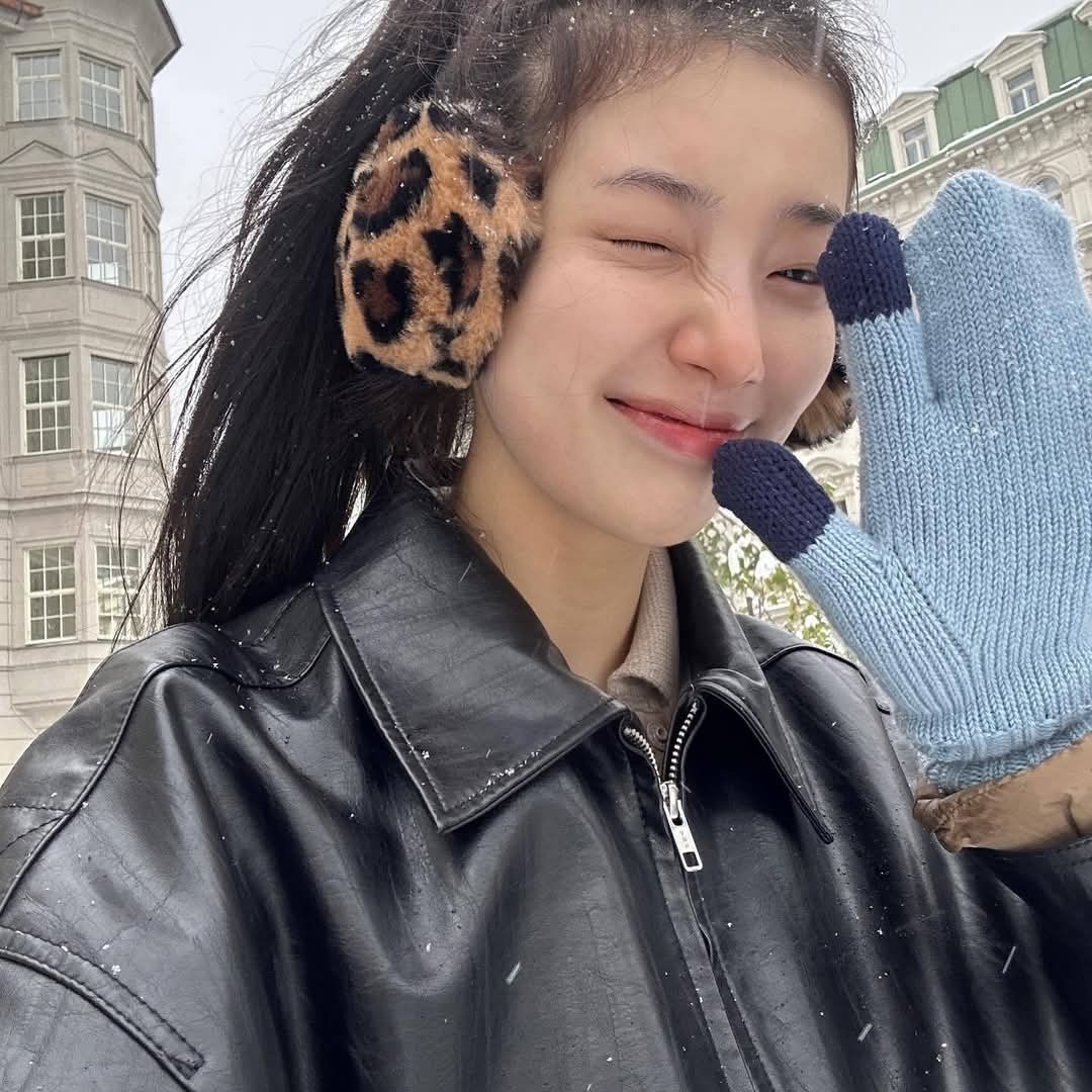 CpaCuties's tweet photo. suzy as your girlfriend 🥰 https://t.co/9eBJTcv3iM