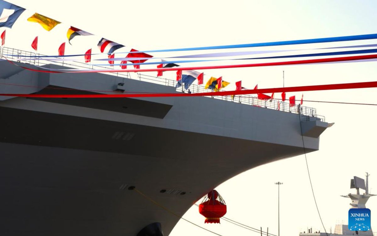 DefenseMirror's tweet photo. China Launches World's First Electromagnetic Catapult-Equipped Amphibious Assault Ship:

https://t.co/Vs6JyViVFb

#China #Type076 #AmphibiousAssaultShip #electromagneticcatapult #aircraftcarrier #PLANavy https://t.co/EhmBTBZO35
