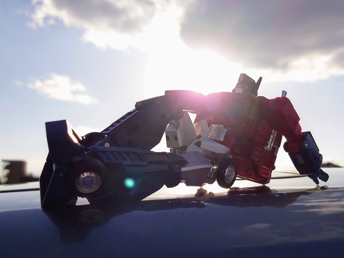 Alfes2010's tweet photo. Goodbye, the great toy series.
Transformers masterpiece.

#TFTOYの面白さを伝え隊
＃トランスフォーマー
＃超神マスターフォース
#Transformers https://t.co/pELGVcGY62