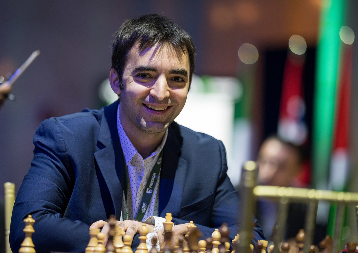 I scored 1.5/5 against GMs in Day 1 of the World Rapid Championship. My one win came in round 2 with a 96% accuracy victory over GM Erenburg. After the game, I was called into the fair-play office for additional screening. Mission accomplished!?

Recap video coming soon!
📸