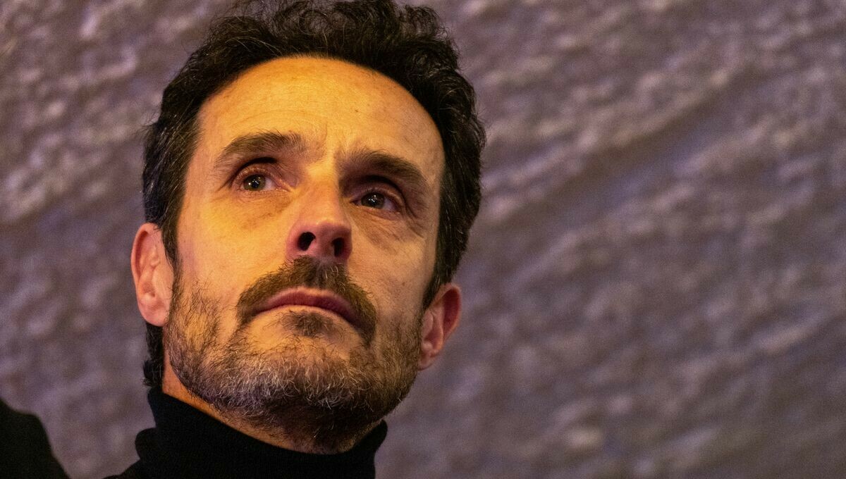 🐿️ "Celui qui ne se bat pas a déjà perdu", affirme Thomas Brail, militant pour la protection des arbres, au micro d'<a href="/Ameliperrier/">Amélie Perrier</a>. ➡️ l.franceinter.fr/c0t

Souvent perché à la cime des arbres pour empêcher leur abattage, <a href="/BrailThomas/">Thomas Brail</a> était dans #Le69Inter vendredi 27 décembre.