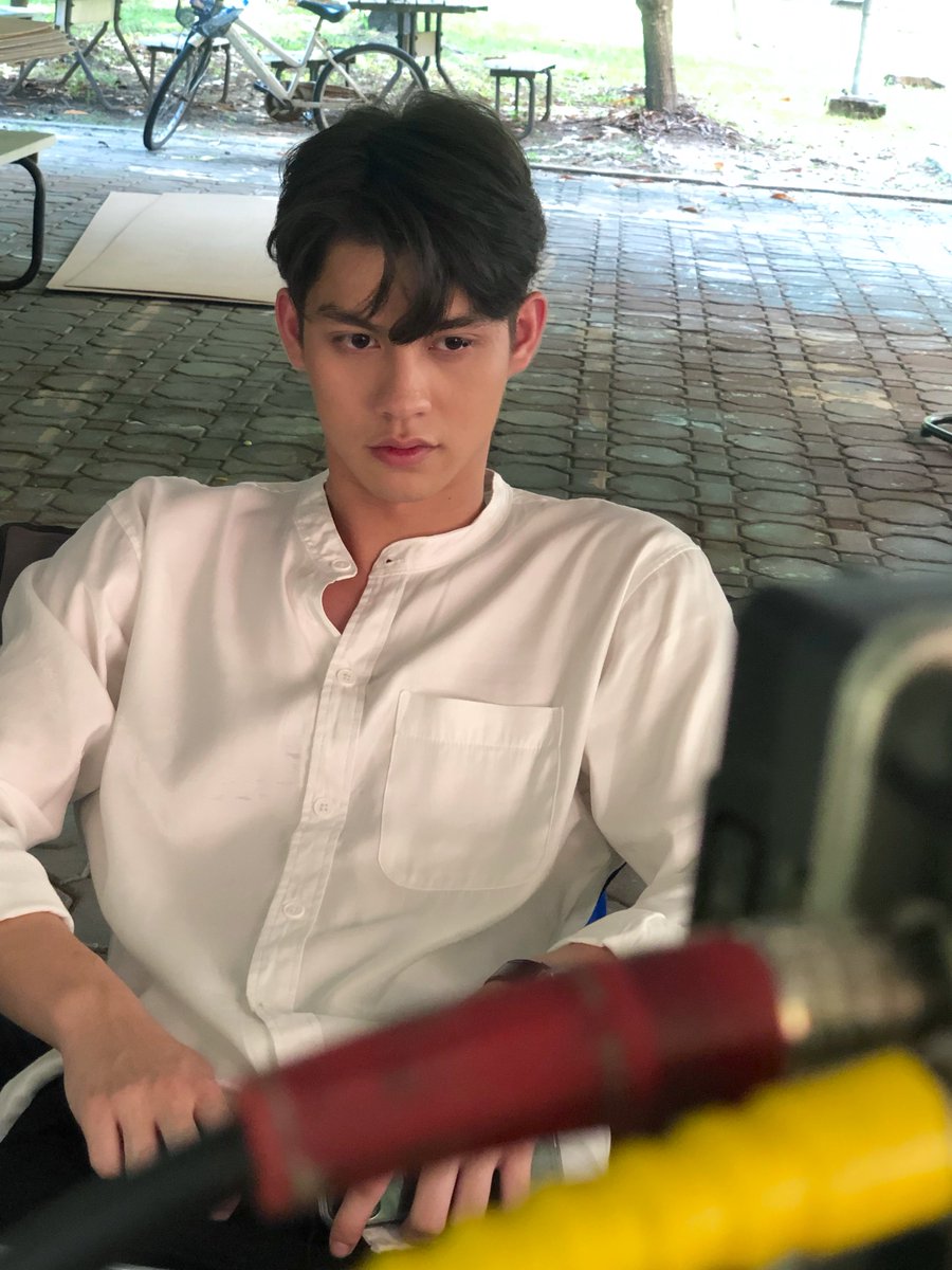 ให้ทุกวันเป็นวันที่มึงมีความสุขเสมอ 🧁 ด้วยรักและคิดถึง #27thBrightDay <a href="/bbrightvc/">bright</a>