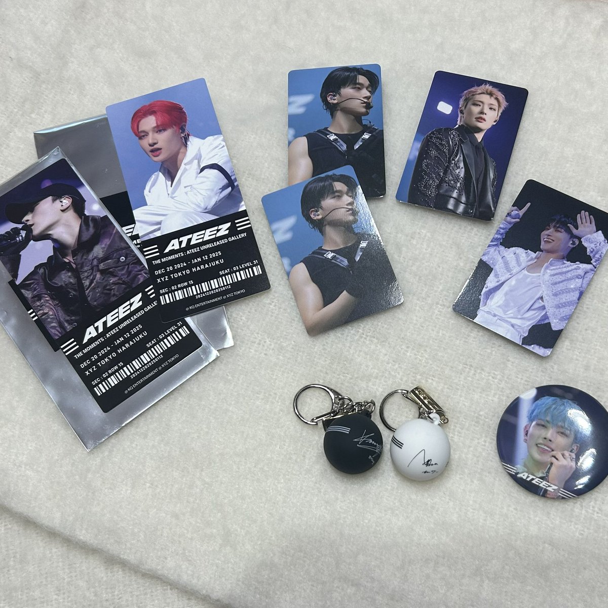 skz__ynbk's tweet photo. ATEEZ アチズ POPUP XYZ
交換

【譲】入場特典　サン　ウヨン
　　ランダムトレカ　サン　ウヨン　ミンギ
　　サインボールキーホルダー　サン　ヨサン
　　ガチャ(缶バッチ) ホンジュン

【求】同種　ソンファ

郵送希望です

#ATEEZ #ATEEZ交換 
#ATEEZ_THE_MOMENTS https://t.co/Vvrl1Av2LL