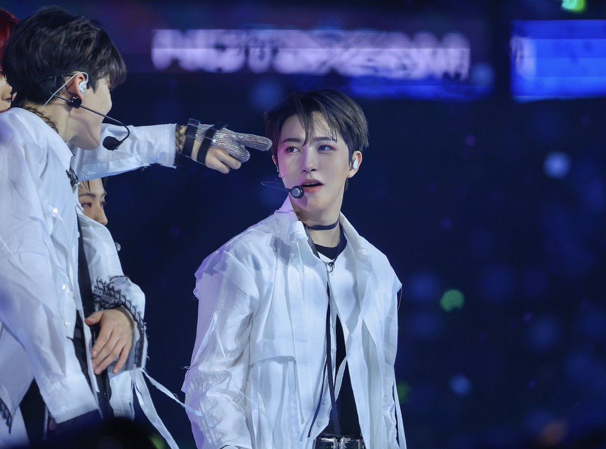 241225 가요대전 #런쥔 #RENJUN