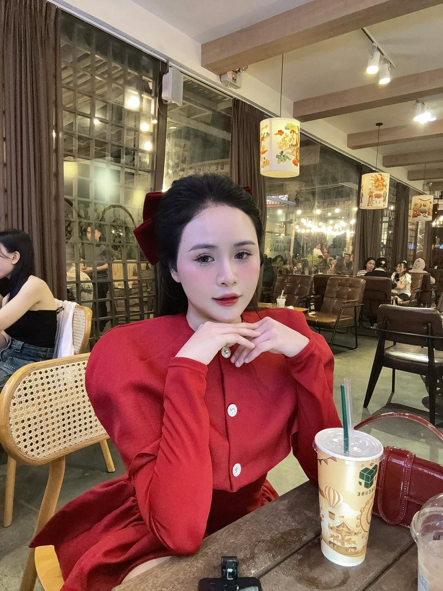 Betho221202's tweet photo. Thật ra, biến cố mới là người bạn giúp ta nhìn thấu tâm can của mỗi người.

Cuộc sống còn ��m đềm ngày nào sẽ ngu muội ngày ấy. https://t.co/nVR60KbweY
