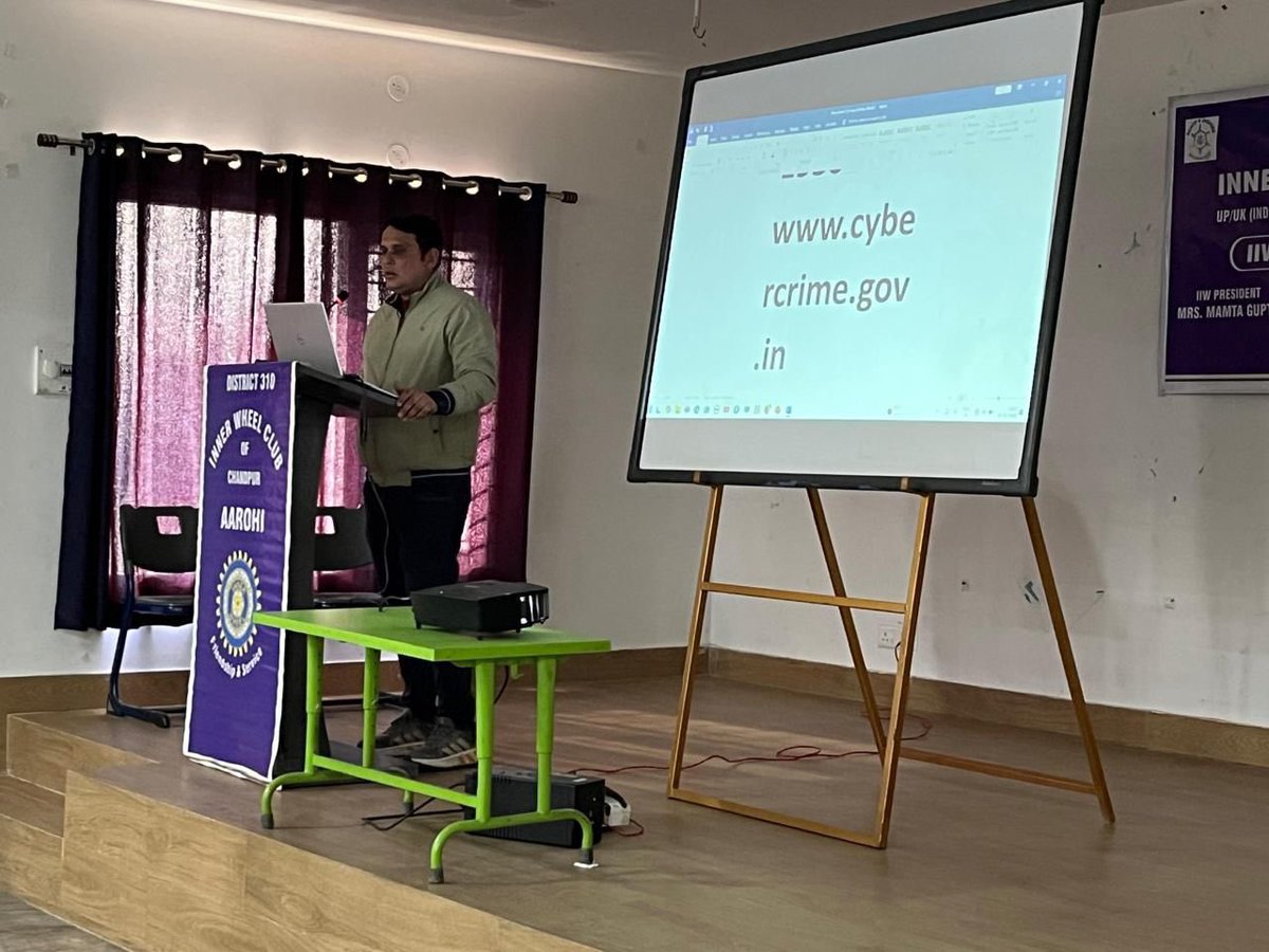 HazelmoonSchool's tweet image. The future of technology is not just about more data or faster processors, but creating experiences that seamlessly integrate with our lives.

#thms