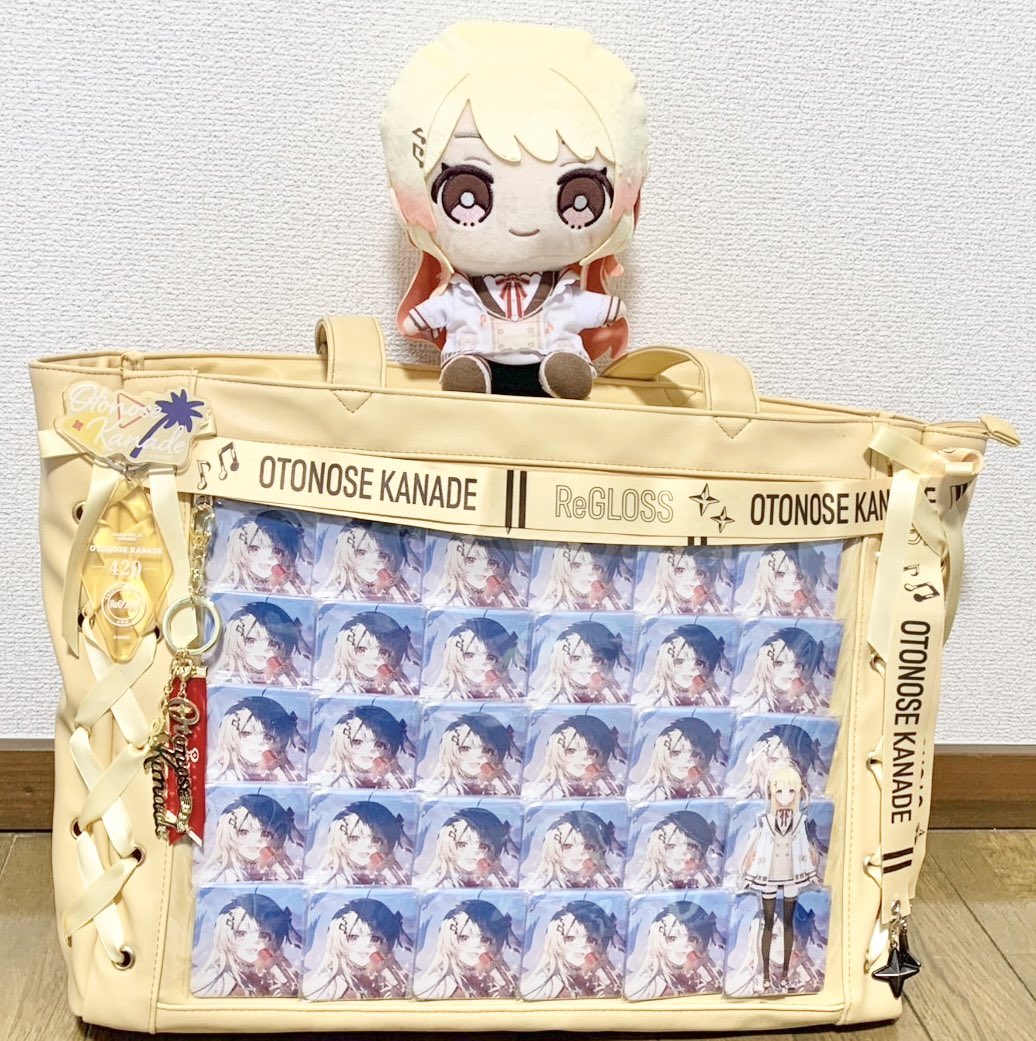 奏ちゃんの生誕痛バ完成??✨ 生誕缶すごいデザイン好きだから奏 