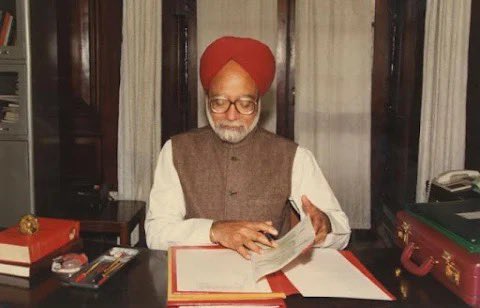 Standup Comedy thrived in India post 2004. Dr. Manmohan Singh was the key because:

1. The generation and social class that benefited from liberalisation of the 90s grew up to be the voice of the confident new India - demanding accountability and seeing sense of humor as an