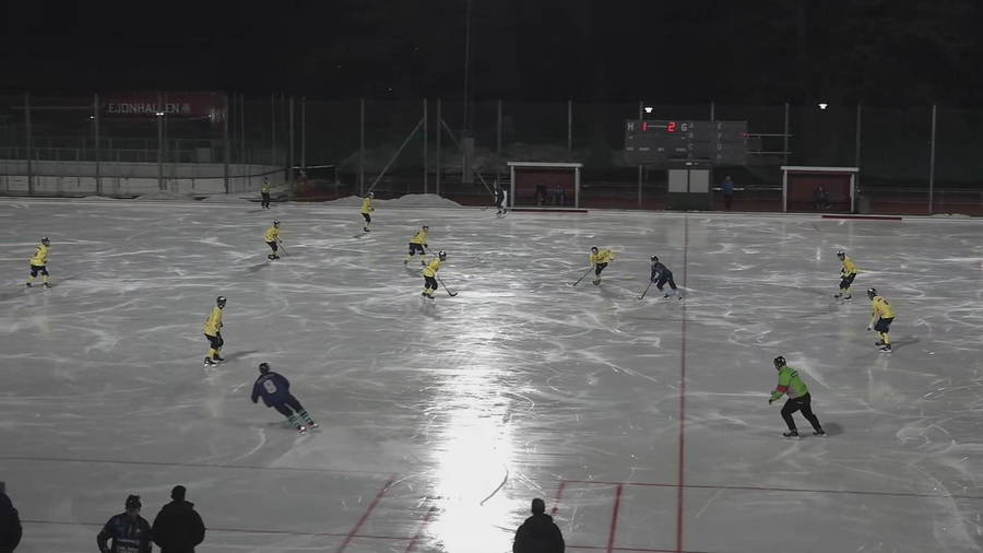 Bandyallsvensk's tweet photo. @IKTellusbandy har verkligen hittat formen och spelet. Ny tung seger i allsvenskan då laget besegrade @DIFbandy i derbyfesten på Östermalms IP🏟️✨👇✨
https://t.co/XWYDIPeFji
#svbandy https://t.co/t8XVHd9qgb