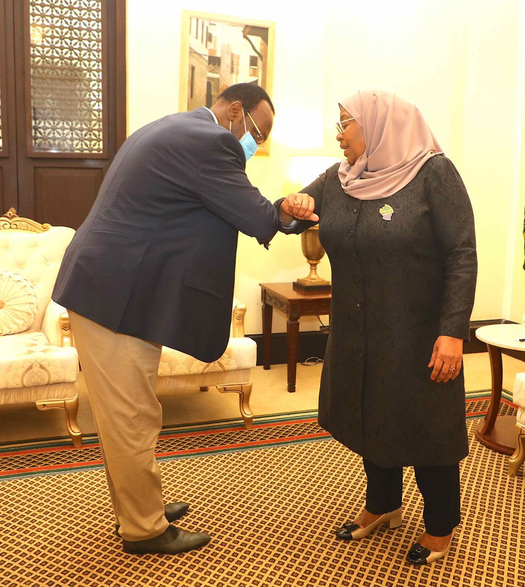 Waheshimiwa WABANGAIZAJI habari ya asubuhi? 🥱🥱🥱🥱