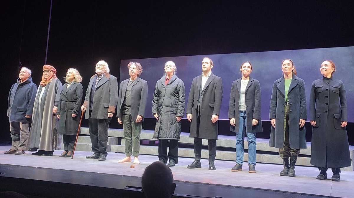 Mi problema con las obras de Wajdi Mouawad es que todas salen perdiendo al compararlas con "Incendios"... A pesar de ello, "Todos pájaros" consigue mantener el interés durante sus largas 3 horas, aunque falta emoción. Grandes interpretaciones (Candela Serrat está MARAVILLOSA)