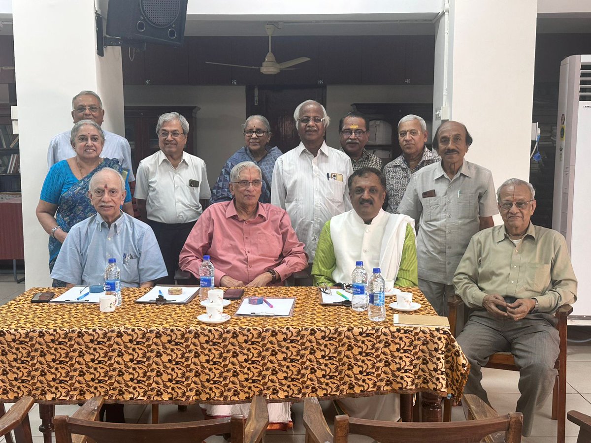 CentralSanskrit's tweet photo. The Hon'ble #ViceChancellor of @CentralSanskrit Prof Srinivasa Varakhedi Sir feels delighted  to be  the part of a  glaxy of  the  glittering 🪩 stars and pioneers of  #Sanskritworld at  The Kuppuswami Sastri Research Institute (#KSRI) in connection  to some #academicaffairs  .
  The meeting was graced  by Padma Bhushan , Sri Gopal Swamy, Ex  IAS & Chief  Election Commissioner  of India (#CEC), Sri. Raghavan, IPS, Sri Kalidas, Dr. Balasubramanian , Director ,#KSRI, Dr. Kameswari ,Ex Director, Dr. Sita, Secretary KSRI , Sri Srikanth  Secretary  Sanskrit College, Sripathi Ex,  Under Secretary , Govt of India etc.@PMOIndia @rashtrapatibhvn @PTI_News
@PIB_India @ANI @_DigitalIndia @thatsTamil @Oneindia @EduMinOfIndia @AmritMahotsav
 It is very pertinent  to mention here that the  #KSRI  is an institution which is dedicated to extensive thirst area for #Sanskrit & #IndianknowledgeSystem @IKS_Media @MinOfCultureGoI @ugc_india @slbsnsu @NSUTirupati @vishwavidalaya @SamPromotion
@SB_Delhi  @CommissionAnd  @iccr_hq
@ICPRDelhi
- Professor incharge Media Cell, Dr Ajay Kumar Mishra ,CSU,Delhi .
